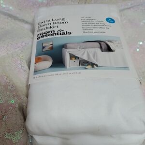 NWT Room Essentials Extra Long Dorm Room Bedskirt - XL Twin - True White